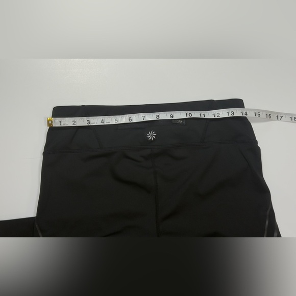 Athleta Black Leggings 🖤 - Picture 9 of 10